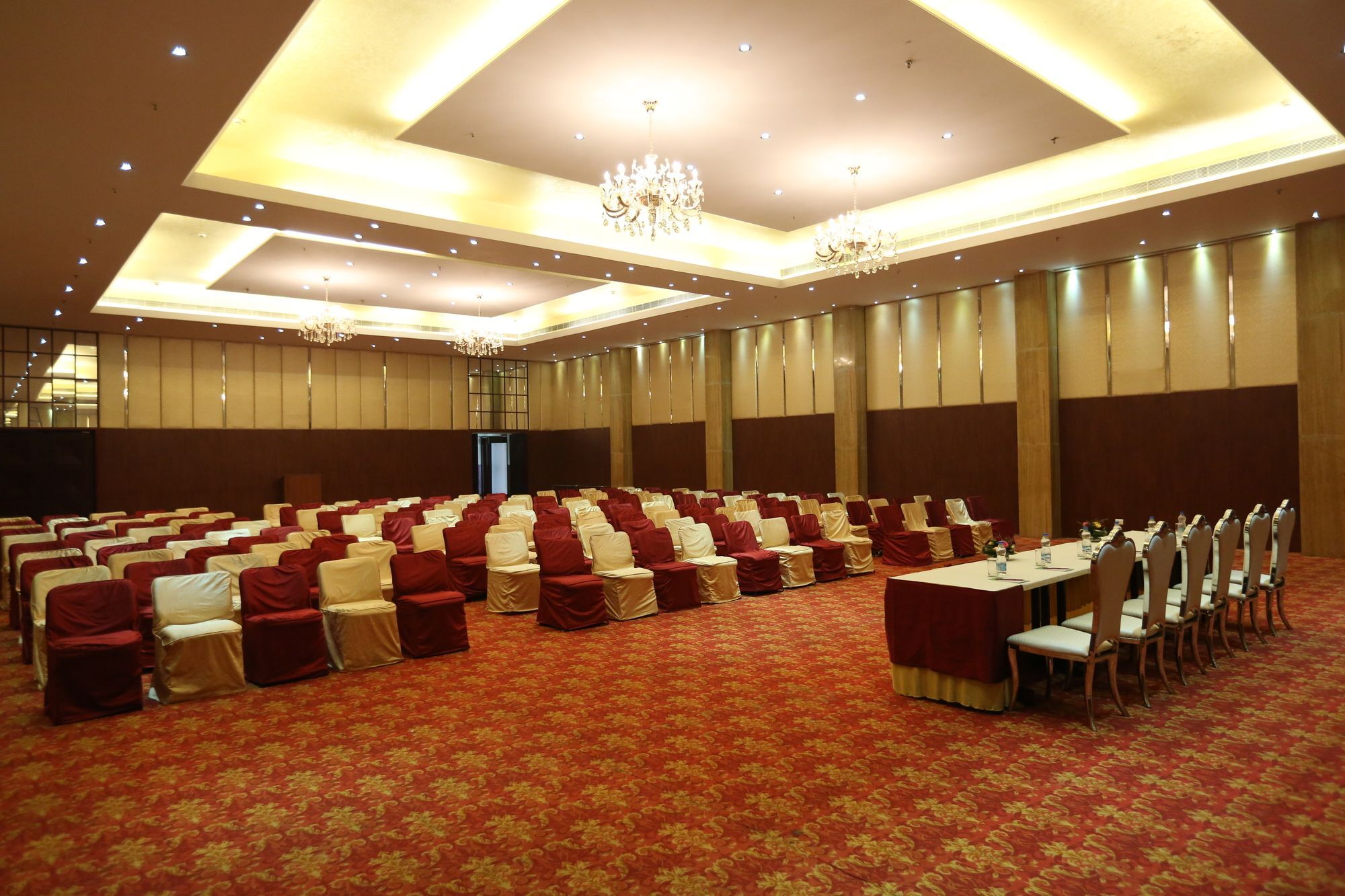 Hotel Ramada By Wyndham Jaipur Jaisinghpura Exterior foto