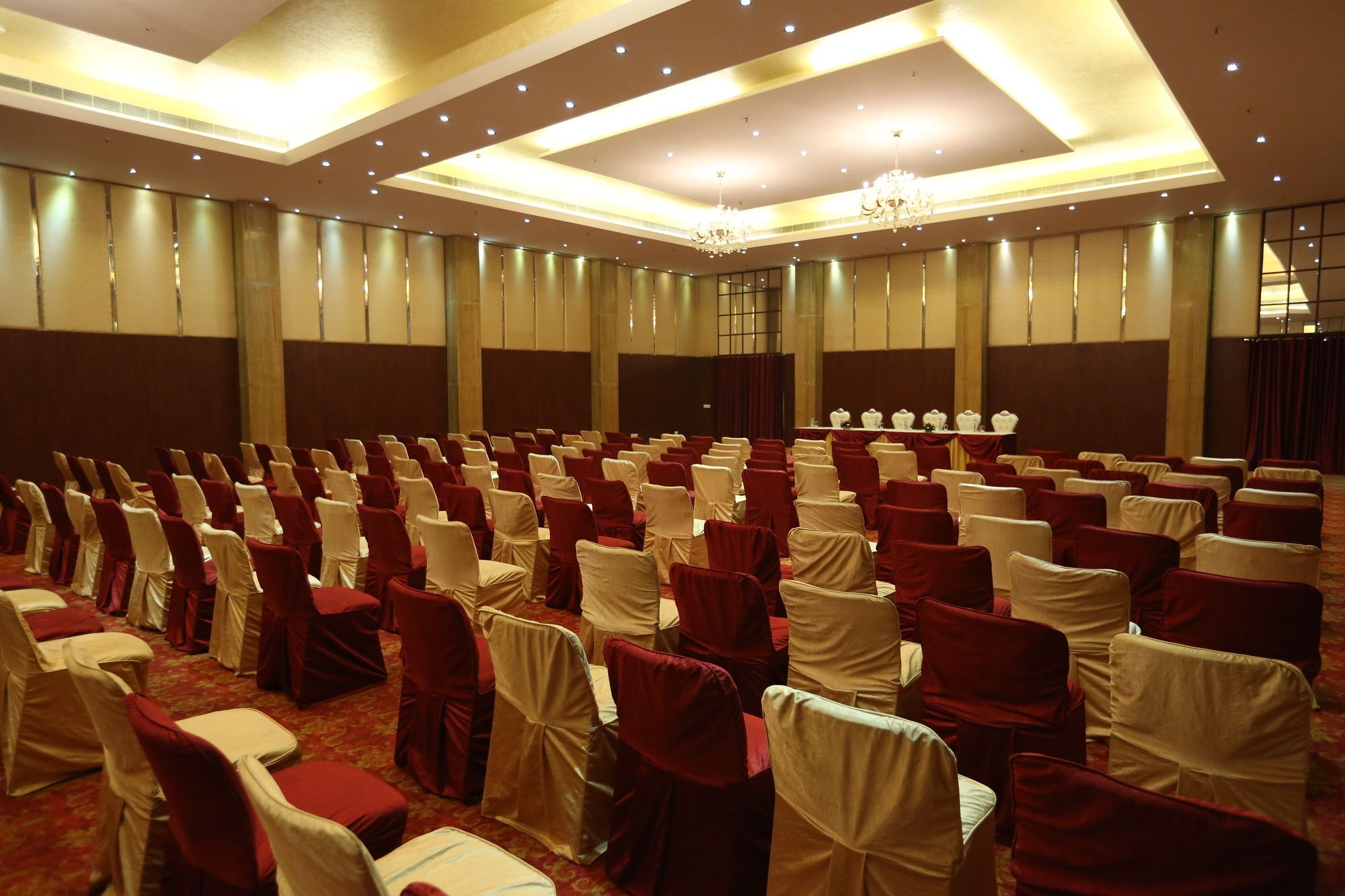 Hotel Ramada By Wyndham Jaipur Jaisinghpura Exterior foto